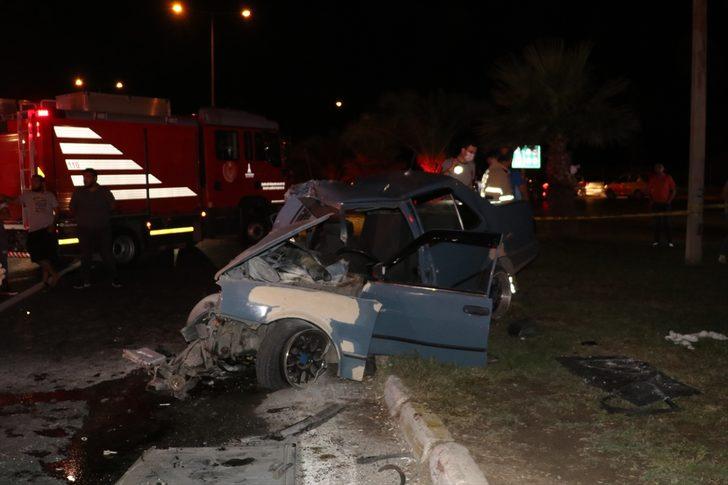 İzmir'de trafik kazası: Hamile kadın hayatını kaybetti, 5 yaralı var G4