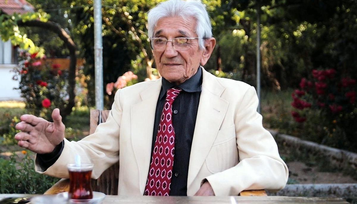 82 yaşında &ccedil;ektiği klip, sosyal medyada ilgi g&ouml;rd&uuml;
