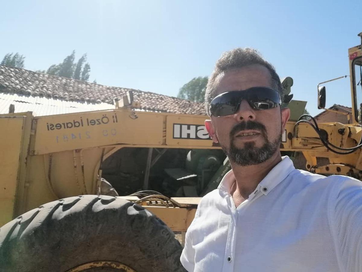 Aslanapa&rsquo;da tarım arazilerine giden yollar yapılıyor