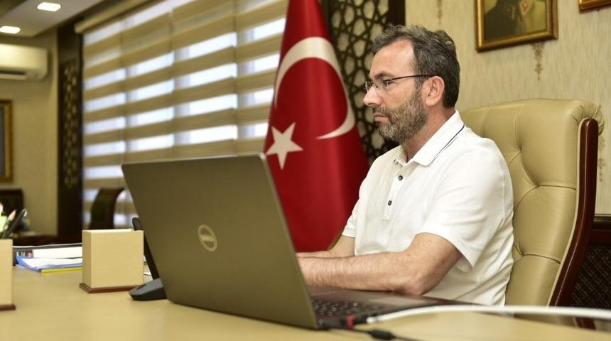 Korona vir&uuml;sten dolayı zor g&uuml;nler ge&ccedil;iren Novi Pazar&rsquo;ın Belediye Başkanı Bişevac: &ldquo;Cumhurbaşkanı Erdoğan&rsquo;a ilgi ve alakalarından dolayı m&uuml;teşekkiriz&rdquo;