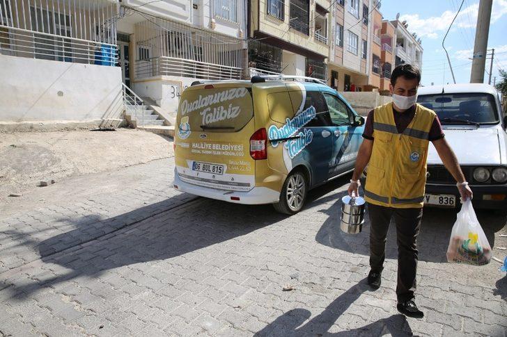 Aşlar ihtiyaç sahipleri için pişiyor G1