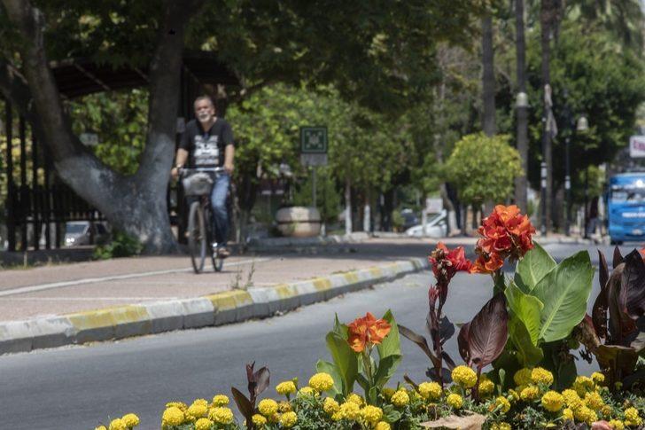 Büyükşehir Belediyesi, 4 yılda 150 kilometre otomatik sulama sistemi döşeyecek G4
