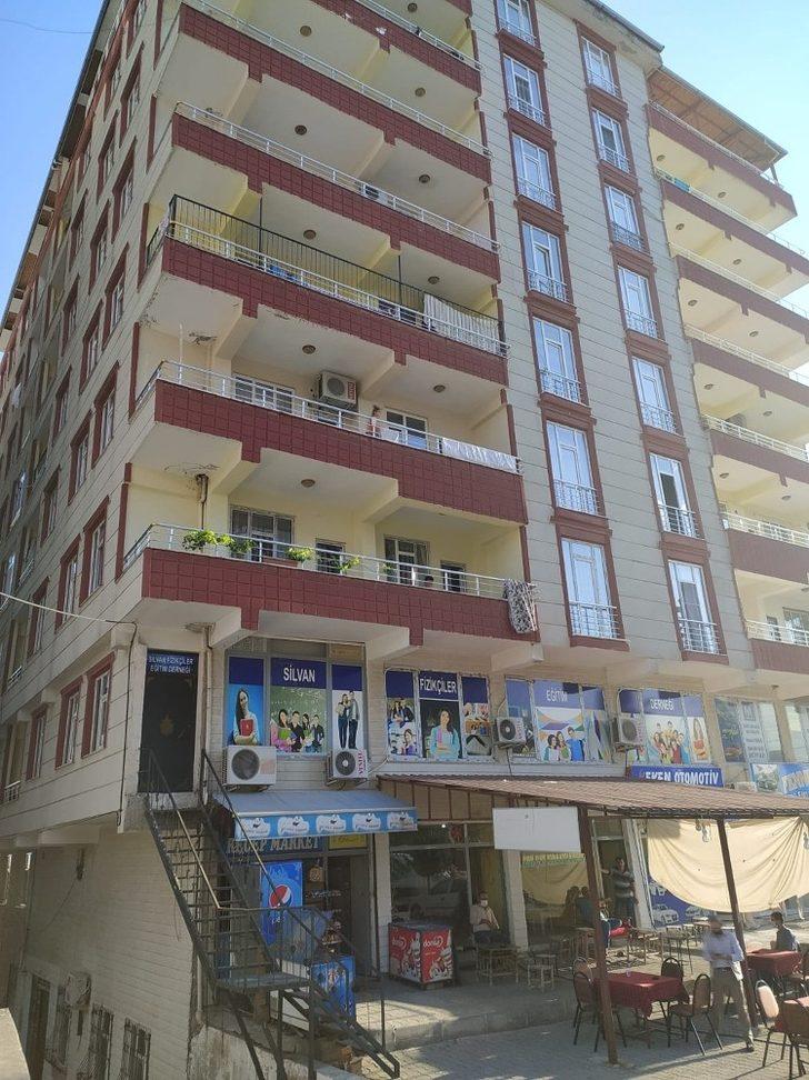 Silvan’da 8 kişide korona çıktı 1 bina karantinaya alındı G3