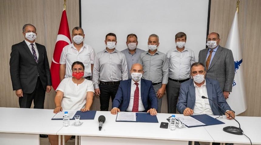 İzmir&rsquo;de 153 bin 500 &ccedil;ocuğa s&uuml;t