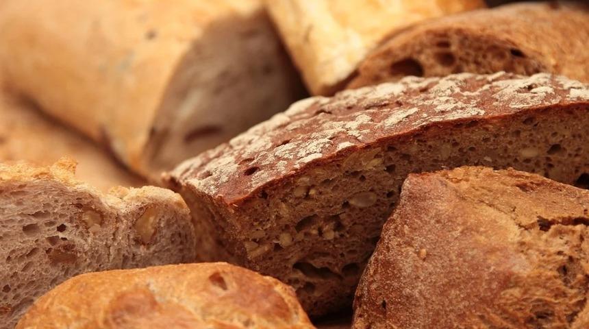 Bayat ekmekleri bir daha çöpe atmayacaksınız! İşte o lezzetli tarifler...