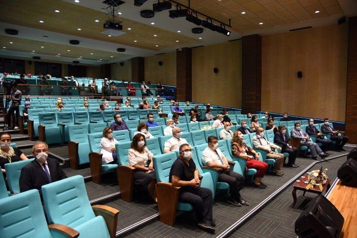 Rektör Çakar covid-19 pandemisini anlatı G3