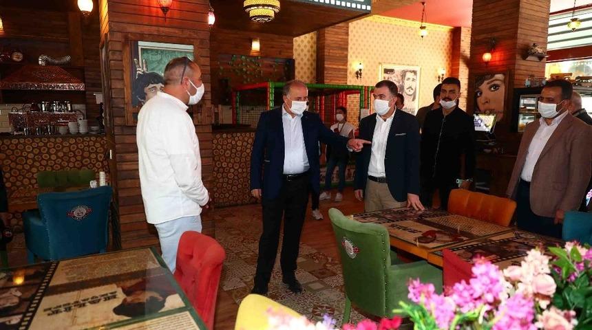 Bağcılar&rsquo;da 6 bin iş yeri denetlendi 900&rsquo;&uuml;ne ceza kesildi