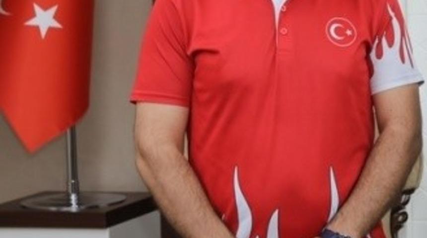 Halil Adak: "&Uuml;lkemizi en iyi şekilde temsil edeceğiz"