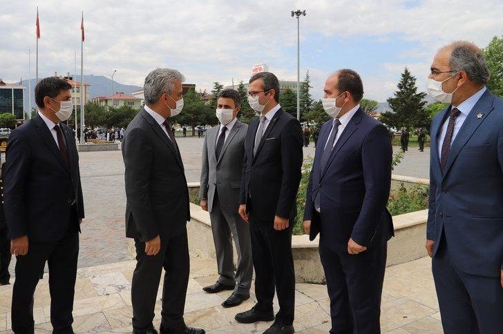 Vali Makas’tan Başkan Aksun’a iade-i ziyaret G3