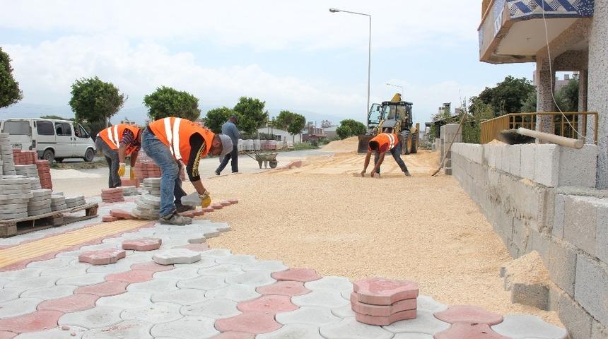Samandağ&rsquo;ın prestij caddesine kaldırım