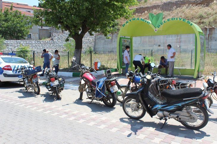 Bayramiç’te kasksız sürücülere ceza yağdı G3