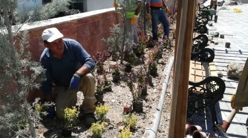 Vahap Küçük’ün adı meydanda yaşayacak