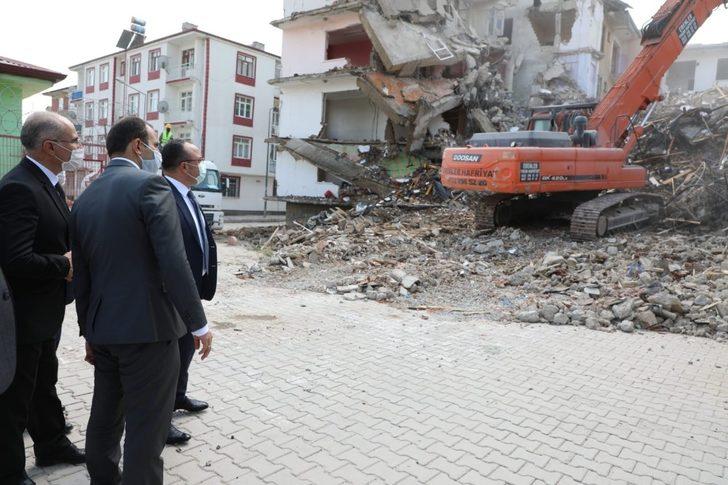 Vali Yırık,incelemelerde bulundu G2