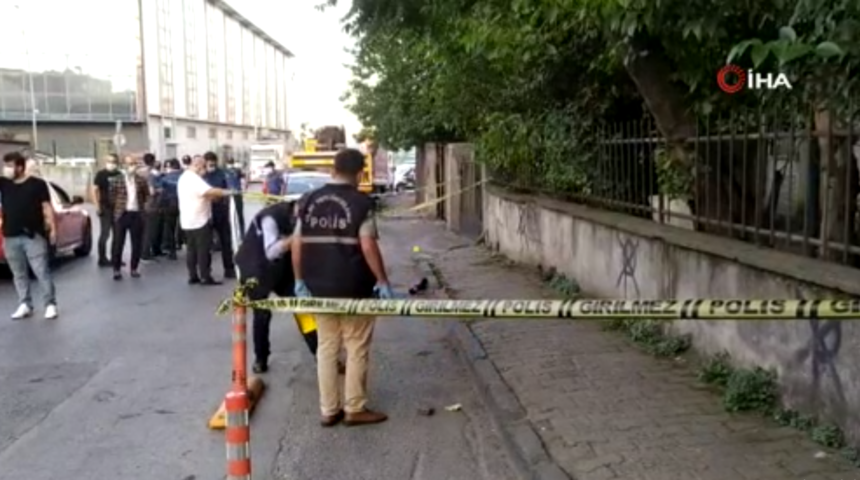 Cezaevinden izinli &ccedil;ıkan eski eşini sokak ortasında silahla vurdu