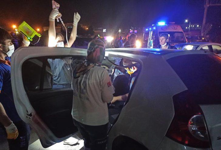 Bilecik'te iki otomobil çarpıştı: 6 yaralı G3