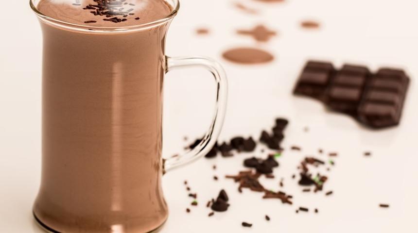 Acı biberli sıcak çikolata tarifi