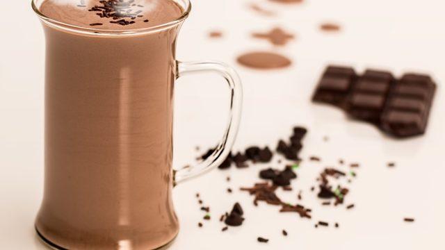 Acı biberli sıcak çikolata tarifi