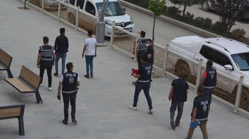 Hakkari polisinden korona vir&uuml;s denetimi