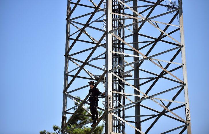 George Floyd için ölümüne tırmanış G4