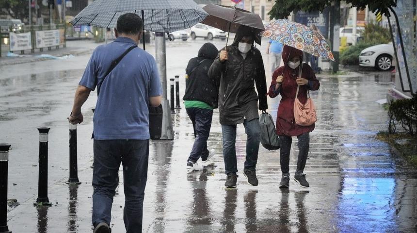 Doğu’da aralıklı sağanak ve gök gürültülü sağanak yağış bekleniliyor