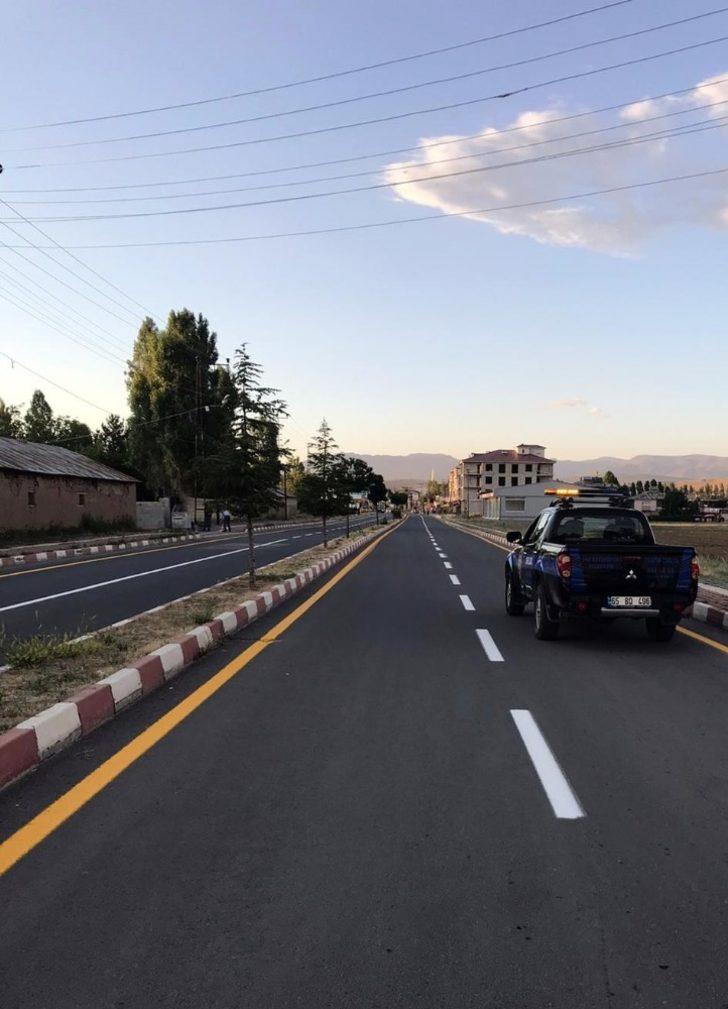Erciş’te yol çizgileri yenilendi G4