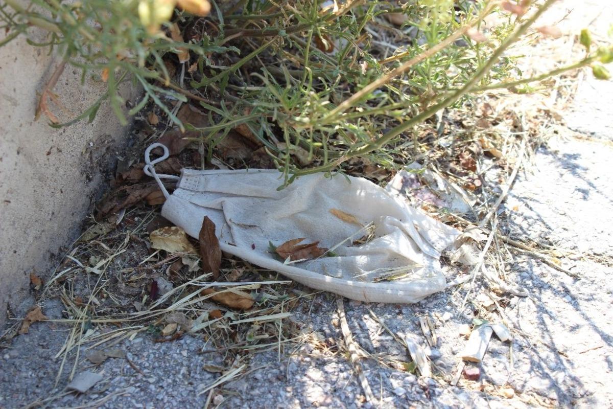 Uyarılara rağmen hala sokaklara atılıyor