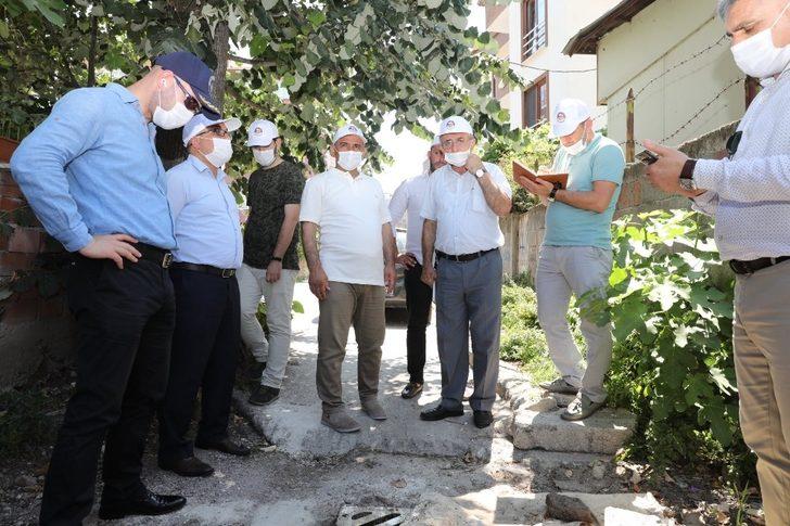 Başkan Söğüt, Güney Mahallesi’ndeki eksikleri yerinde gördü G3