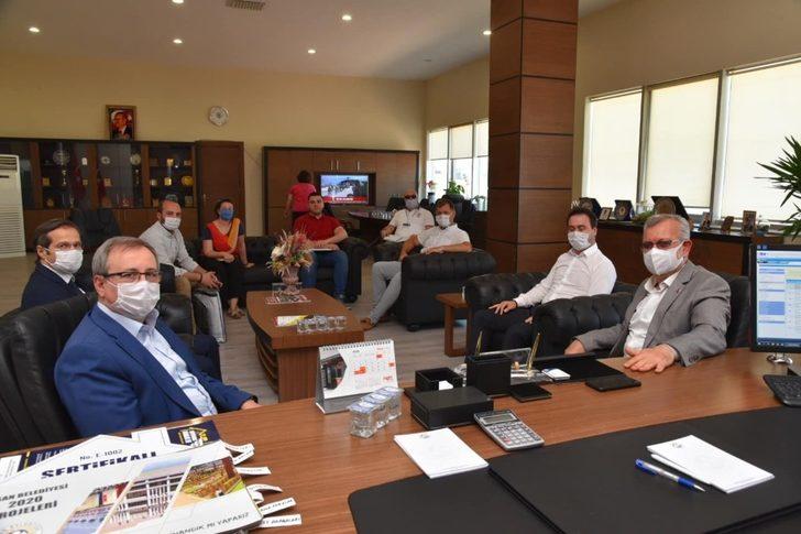 Rektör Tabakoğlu ve beraberindeki heyetten, Keşan Belediye Başkanı Helvacıoğlu’na iade-i ziyaret G2