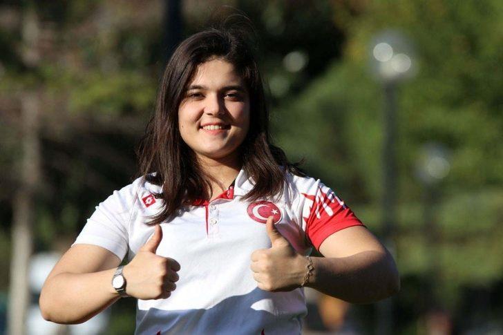 Efeler Belediyesi’nden Milli Halterci Çakın’a ödül G2