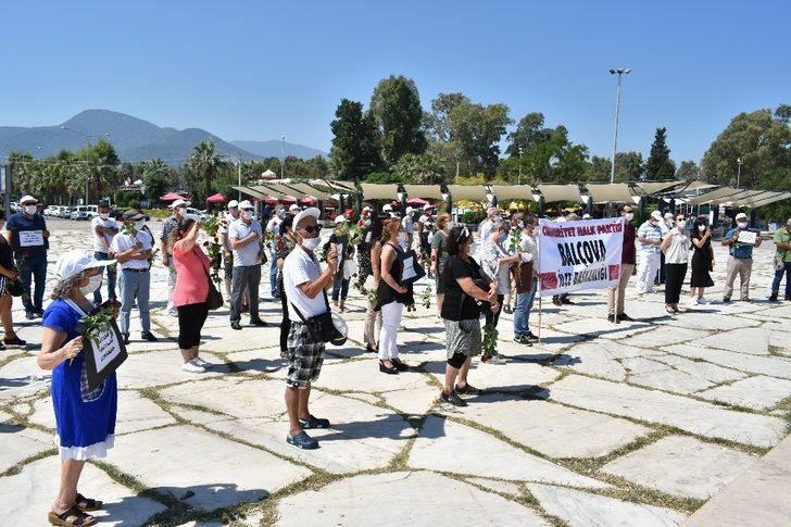 Balçova’da Madımak anması G3