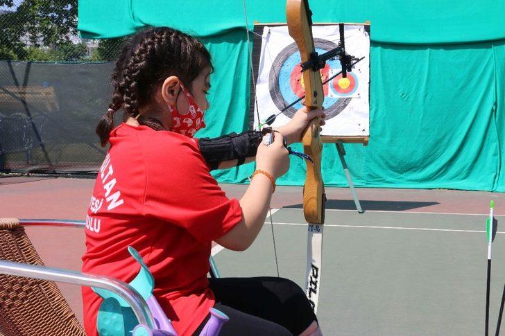 Yaz Spor Okulları’nın engel tanımayan minik okçusu G3