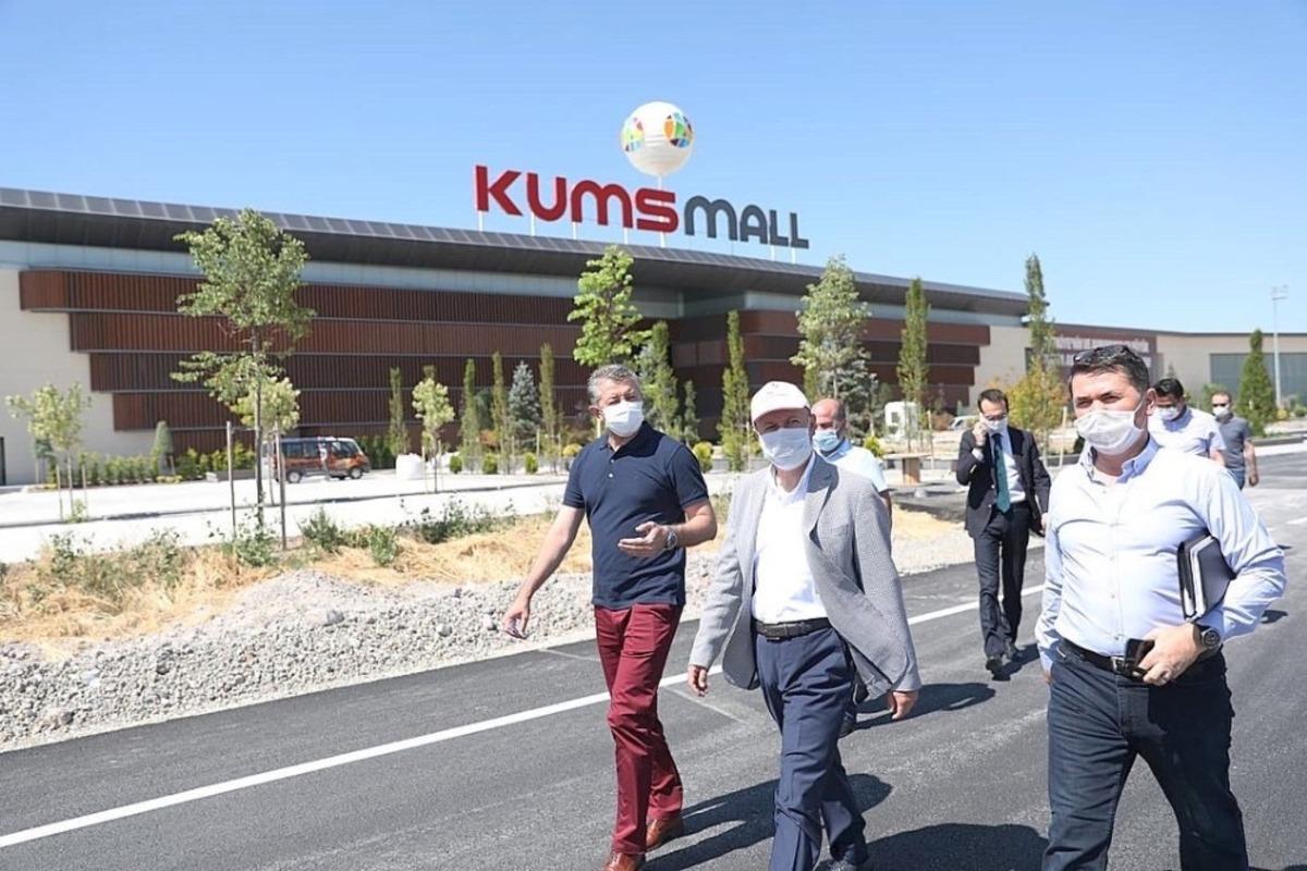 Başkan &Ccedil;olakbayrakdar KUMSMALL&rsquo;ı ziyaret etti