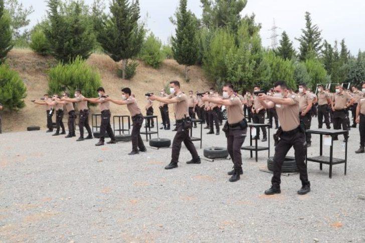 Mahalle ve çarşı bekçilerine geliştirme eğitimi G1