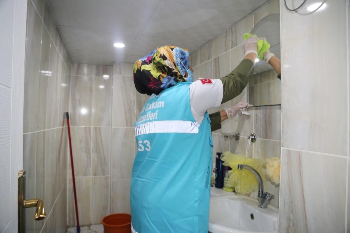 Başkan Şerifoğulları, &ldquo;&Ouml;nceliğimiz g&ouml;n&uuml;l belediyeciliğidir&rdquo;