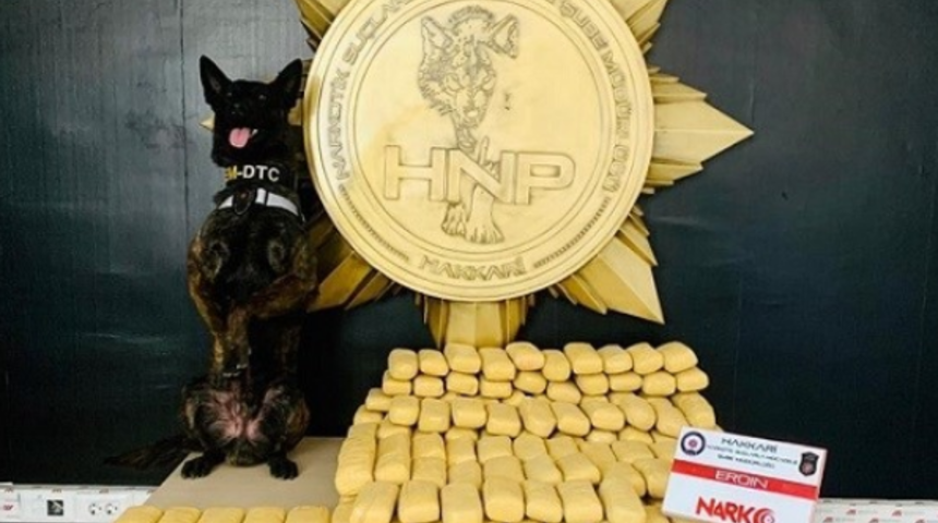 Hakkari'de 104 kilo 200 gram eroin ele ge&ccedil;irildi
