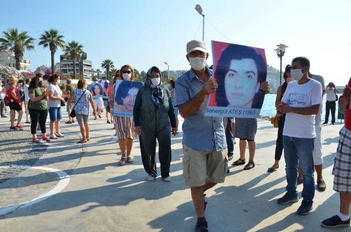 Sivas&rsquo;ta yitirilenler Kuşadası&rsquo;nda anıldı