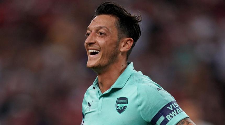 Başakşehir'den Mesut Özil sürprizi
