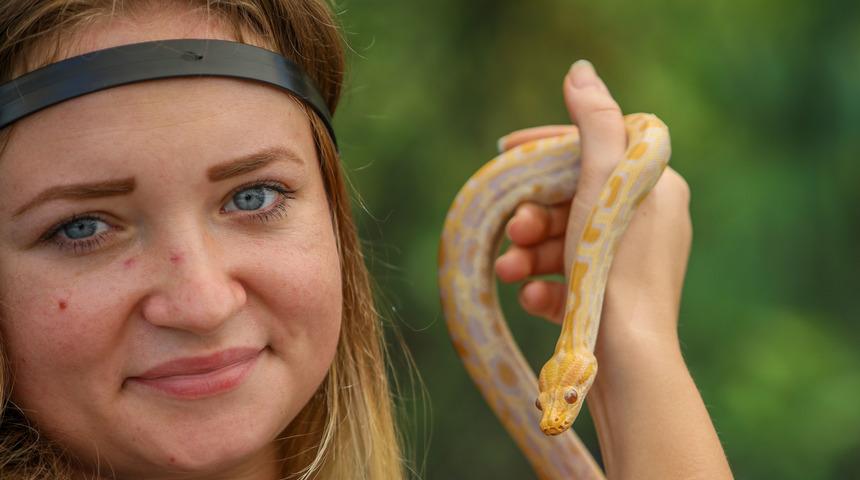 Albino piton yavrusu, Antalya Akvaryum'un maskotu oldu