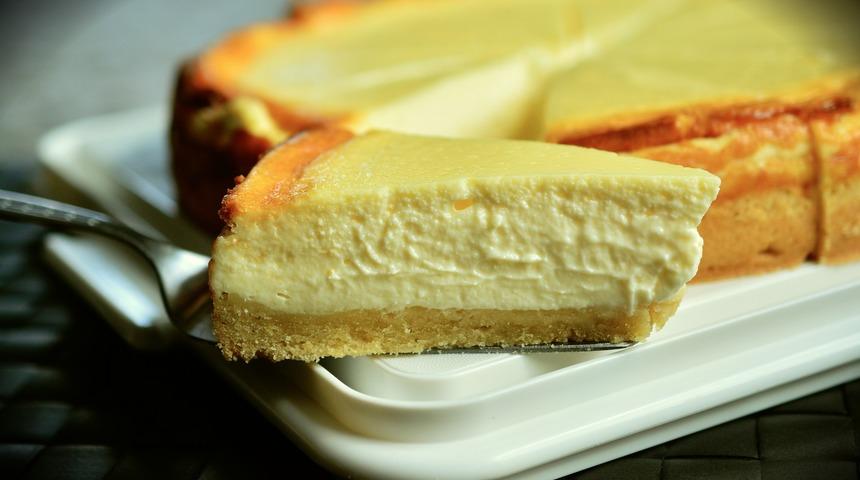 Uzaklardan gelen lezzet: Ananas soslu cheesecake tarifi
