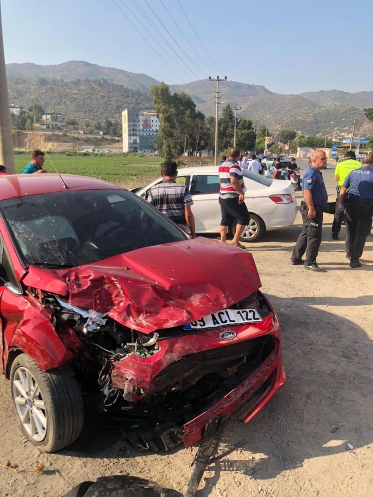 Ko&ccedil;arlı&rsquo;daki kazaya ilk m&uuml;dahale B&uuml;y&uuml;kşehir&rsquo;den geldi