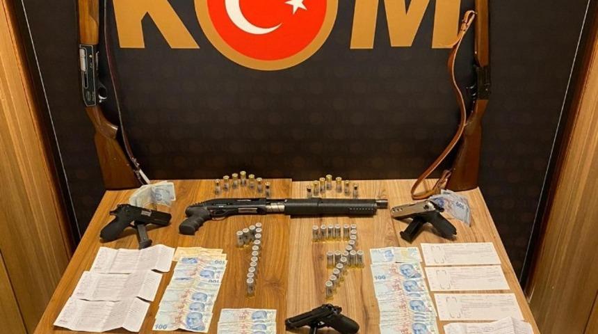 &Ccedil;anakkale'de &rsquo;Ateşbank&rsquo; lakaplı tefecilik &ccedil;etesi &ccedil;&ouml;kertildi!