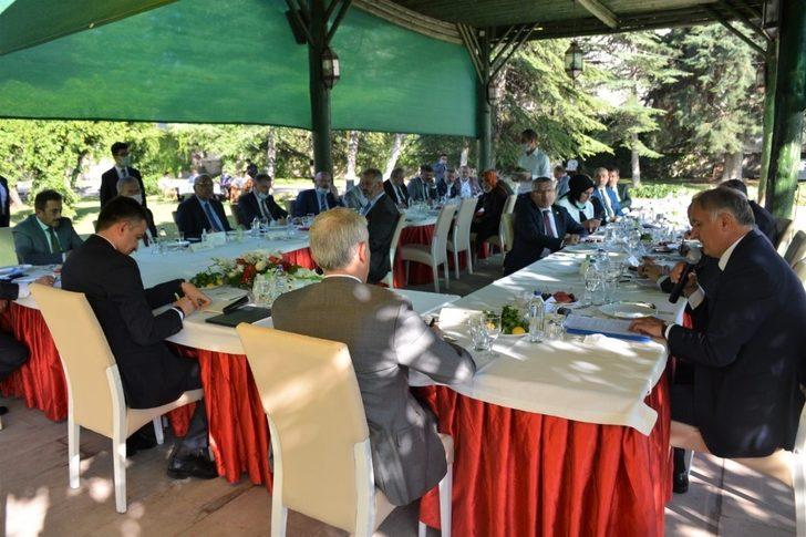 Fındık Çalışma Grubu, fındık üreticilerinin taleplerini Bakan Pakdemirli’ye iletti G2