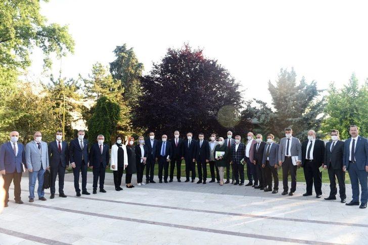 Fındık Çalışma Grubu, fındık üreticilerinin taleplerini Bakan Pakdemirli’ye iletti G4