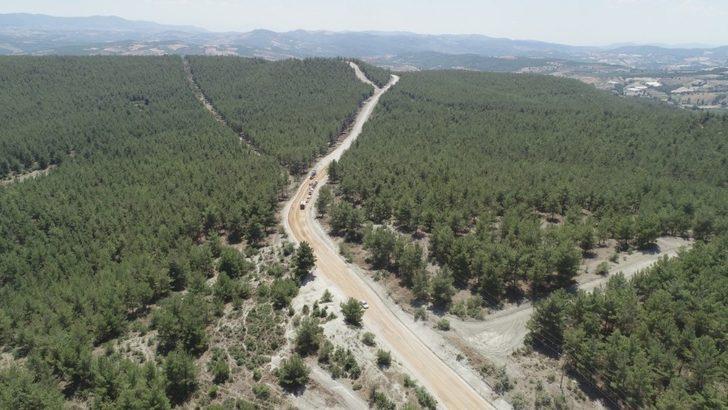 Gördes’e ulaşımı kolaylaştıracak yolda çalışmalar devam ediyor G1