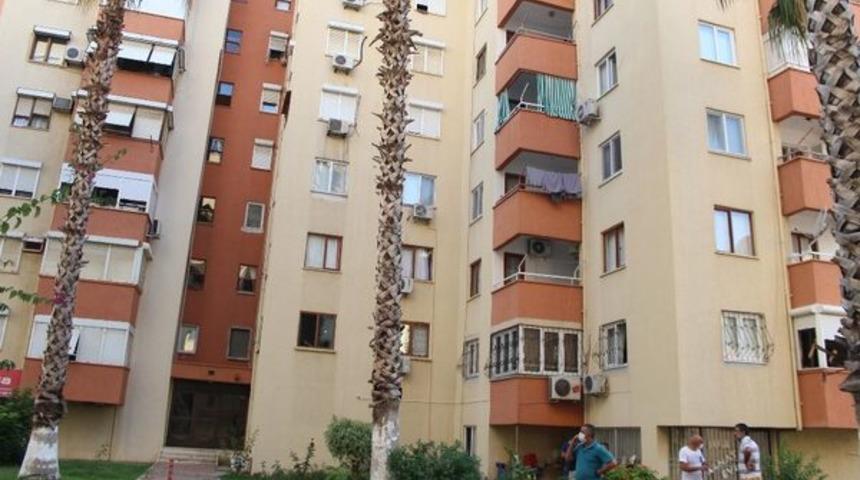 Yaşlı adamın cenazesi, koku binayı sarınca bulundu