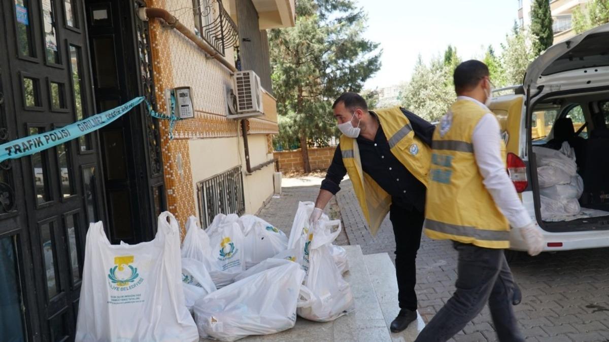 Şanlıurfa&rsquo;da karantinaya alınan b&ouml;lgelere gıda desteği s&uuml;r&uuml;yor