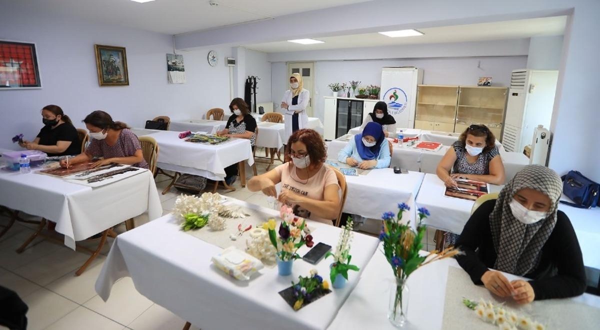 Pamukkale Belediyesi normalleşmeden sonra yaz kurslarını a&ccedil;tı