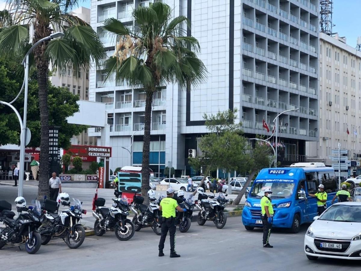 Mersin&rsquo;de ilk 6 ayda 38 bin 339 toplu taşıma aracı kontrol edildi