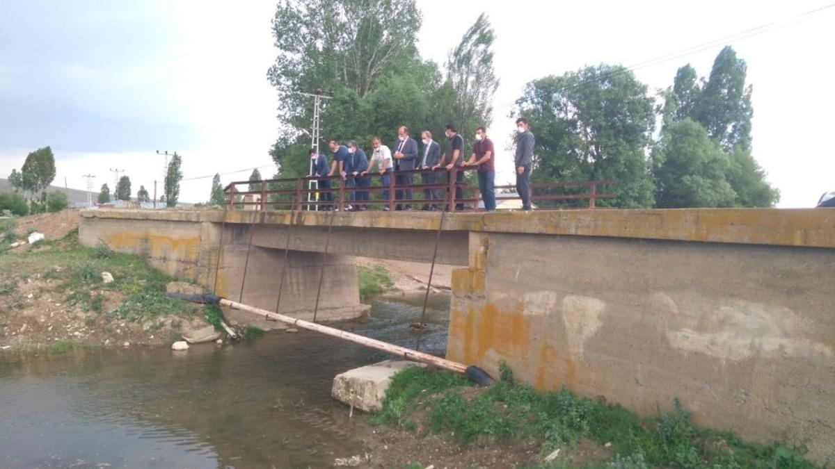 Vali Epcim, &Ccedil;orak ve Oru&ccedil;beyli k&ouml;ylerinde incelemelerde bulundu