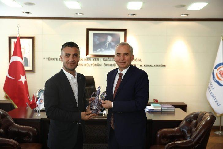 Büyükşehirin yüzme projeleri Yüzme Federasyonu’na örnek oldu G1